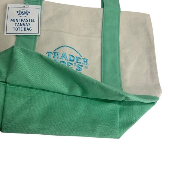 Trader Joe’s Easter Pastel Green mini tote bag - Picture 2 of 3